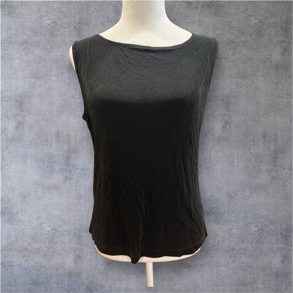 Chicos Traveler’s scoop neck classic Black Sleeveless tank Top size 2 (Large)